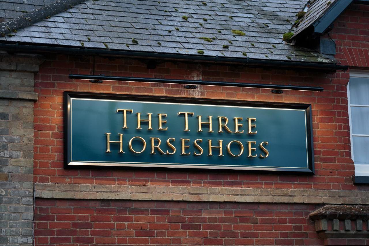 The Three Horseshoes East Worldham オールトン エクステリア 写真