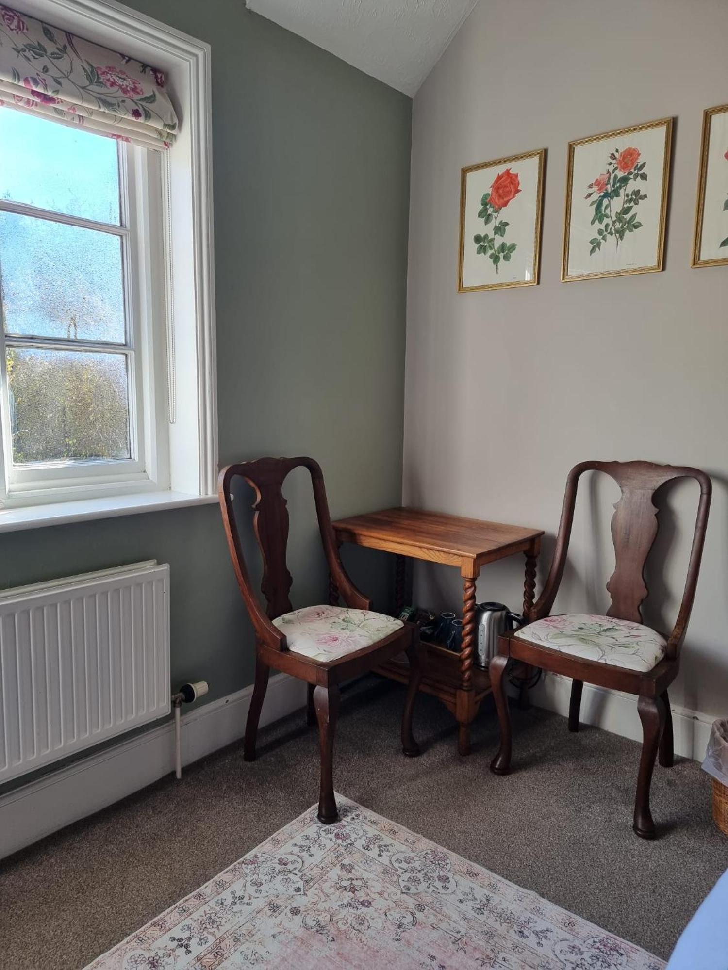 The Three Horseshoes East Worldham オールトン エクステリア 写真